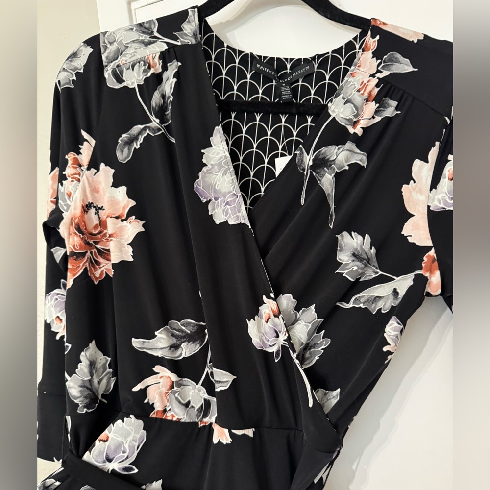 NWT WHBM faux wrap floral reversible jersey dress - Picture 3 of 9